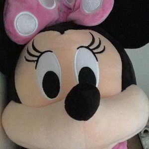 Meet your Posher, Lorraine